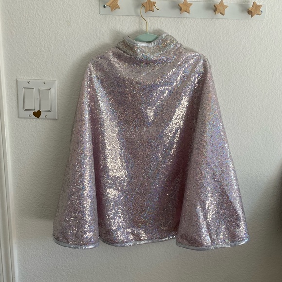 Never worn/Sold Out Silver/Pink Sequin Cape - Picture 3 of 4